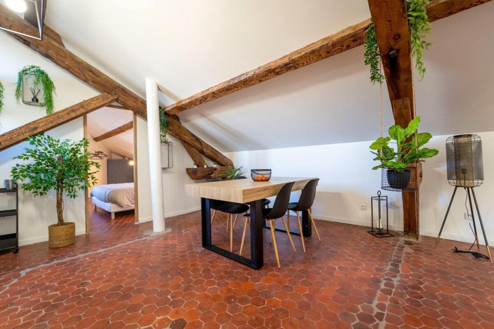 Authentique Studio Hypercentre - Clim - Wifi Leilighet Nîmes Eksteriør bilde